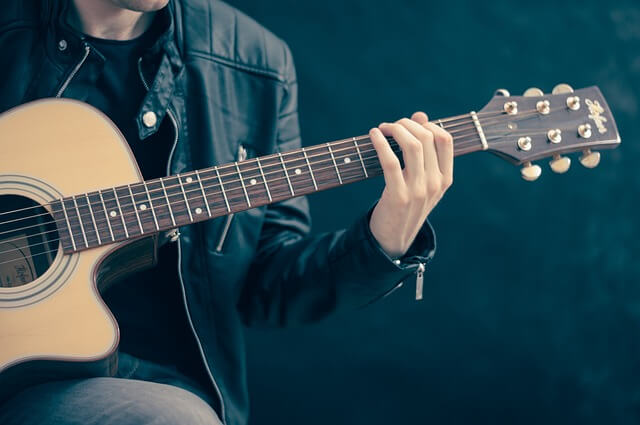 Bir Gitarcı’nın Hikayesi